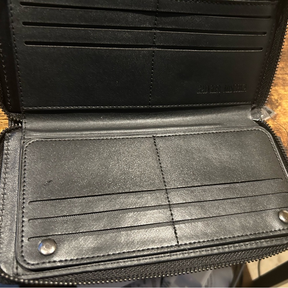 Badgley Mischka Vegan Leather Wallet - Picture 6 of 6